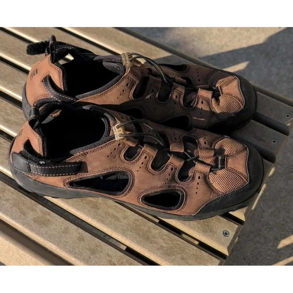 Lands End Brown Suede Mesh Closed ToeHiking Sandals 12D Men's Bungee Closure GUC